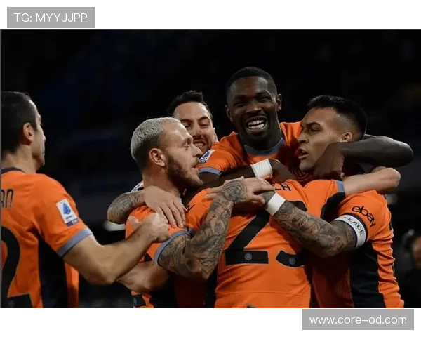 德容vs尼科洛·巴雷拉 中场活动范围差异与战术价值分析